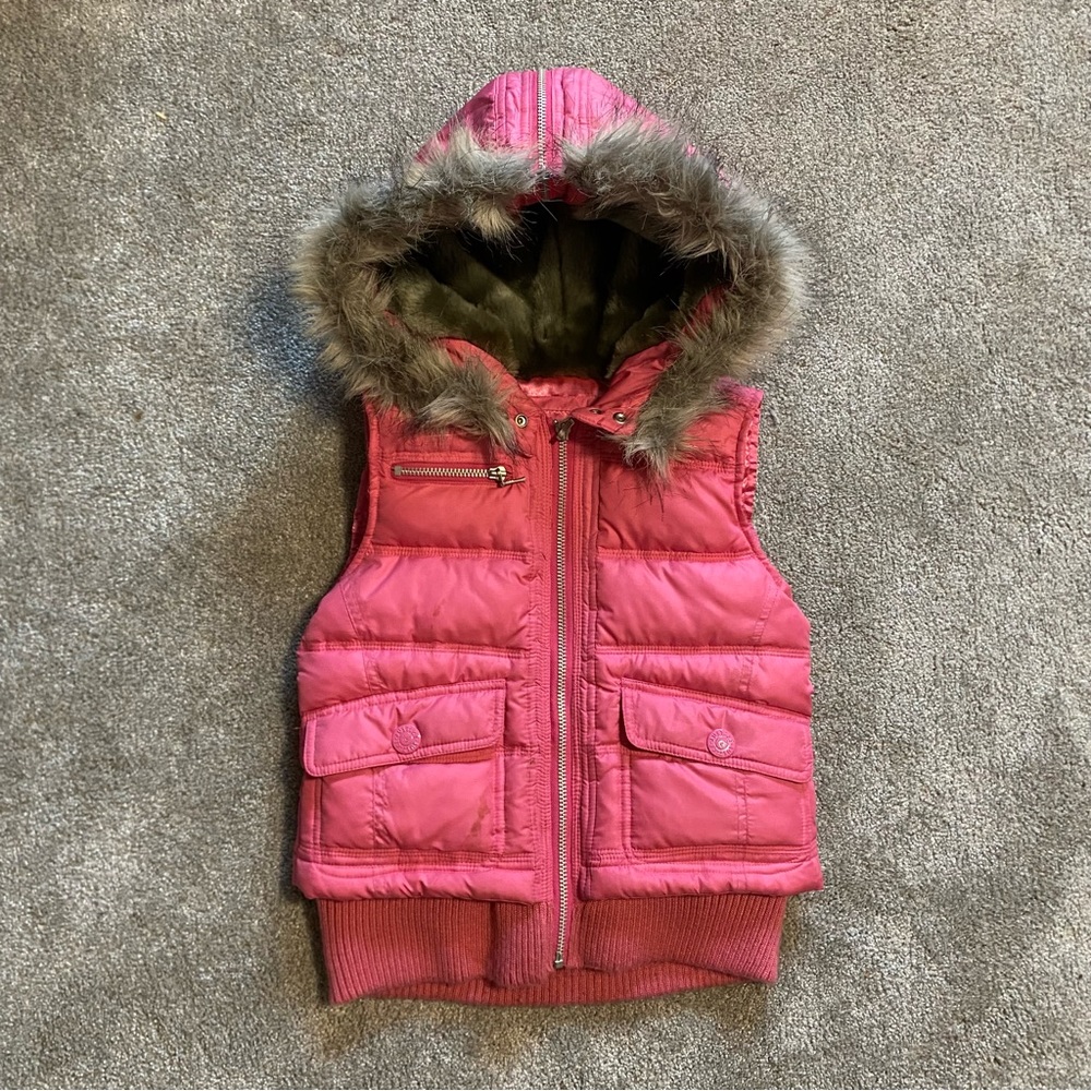 Girl’s Pink Heavyweight Puffer Vest Fur Lined and Rimmed Hood